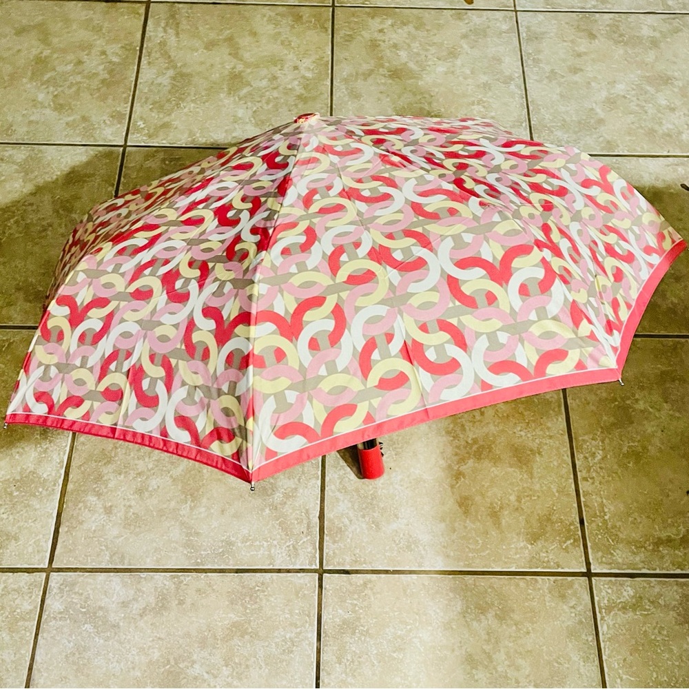 Coach Pink and Yellow Signature “C” Patterned Umbrella, NWOT - Picture 7 of 11